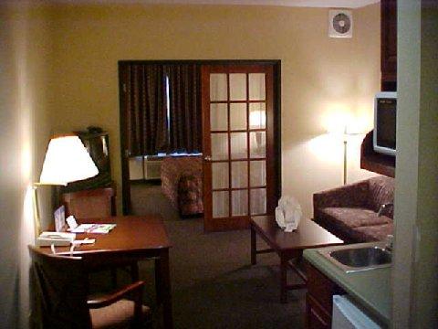 Holiday Inn Express Hotel & Suites Bloomington-Normal University Area By Ihg Exterior foto